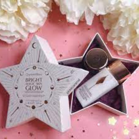Charlotte Tilbury  Boxed 2 piece set Bright Magic Skin Glow - Picture 5 of 5